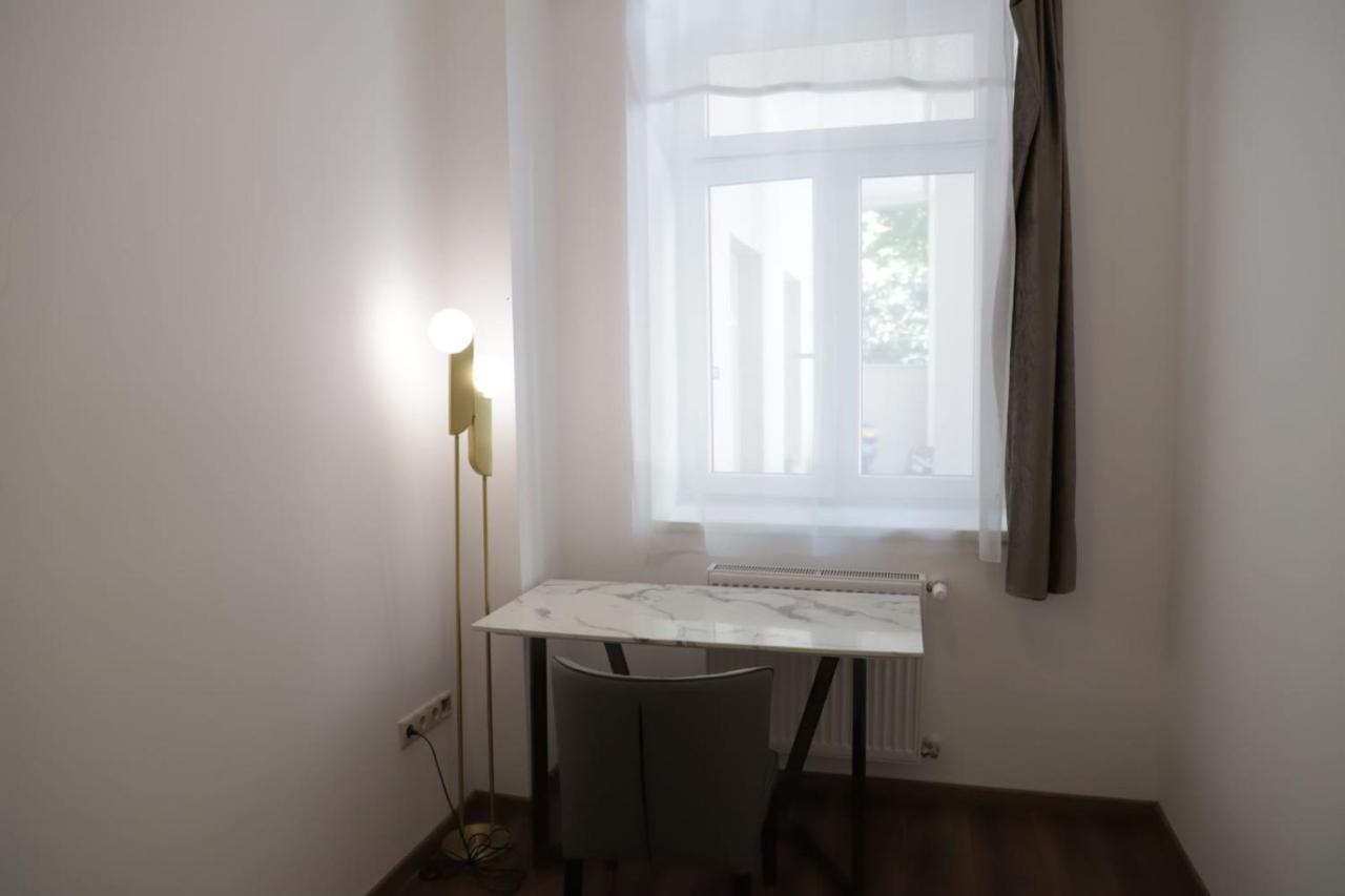 Krisztina 21 Apartment Budapest Exteriör bild