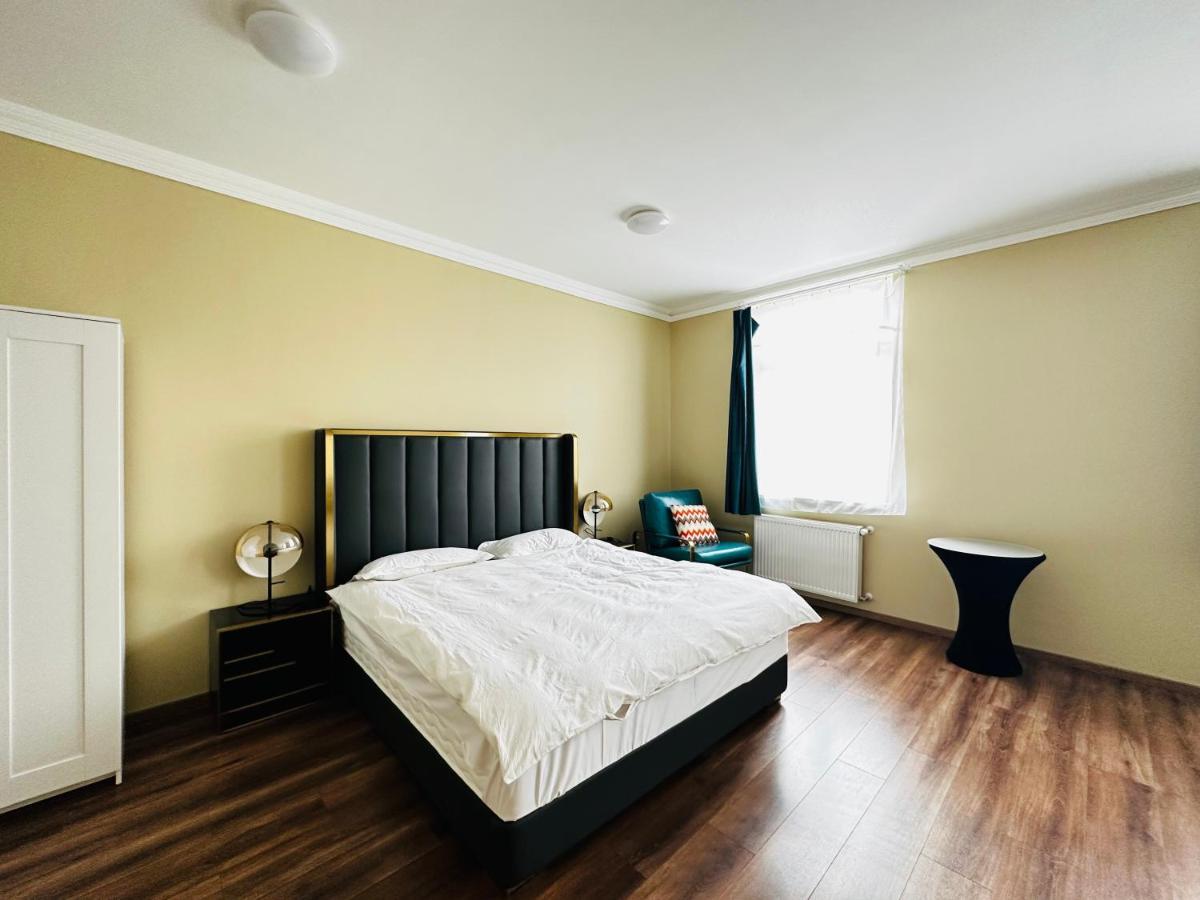 Krisztina 21 Apartment Budapest Exteriör bild