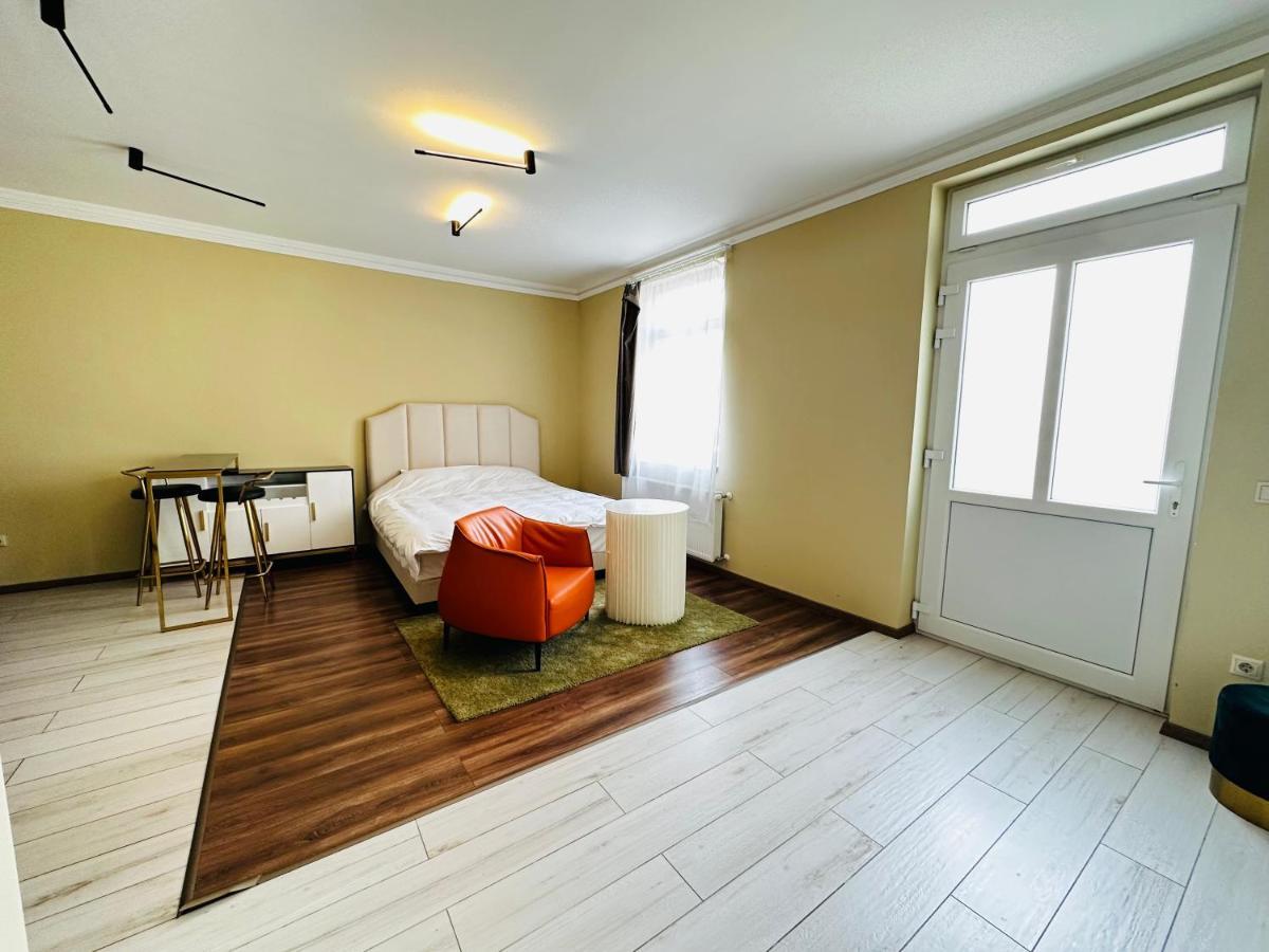 Krisztina 21 Apartment Budapest Exteriör bild